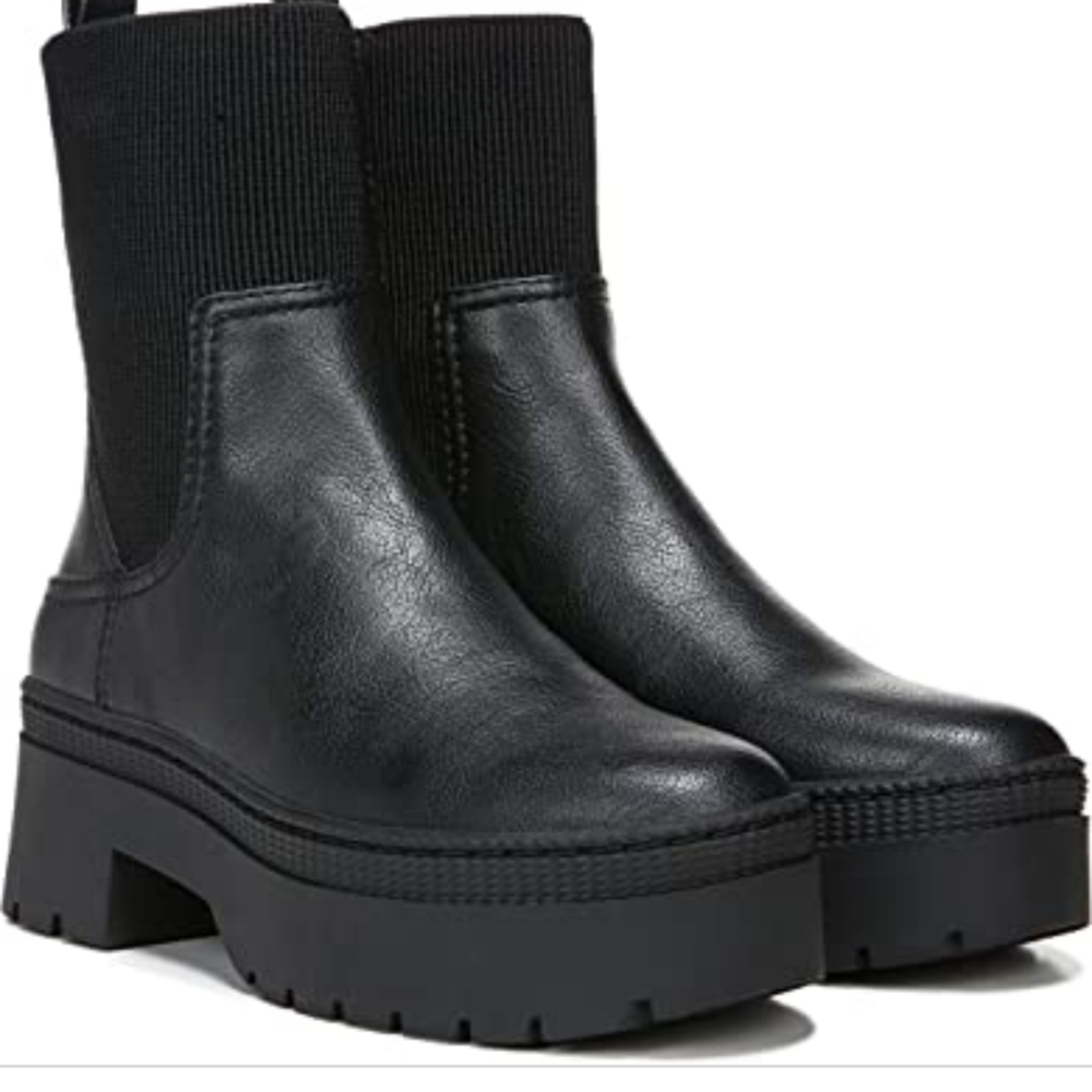 Zodiac Women's Roxie Block Heel Chelsea Boot
